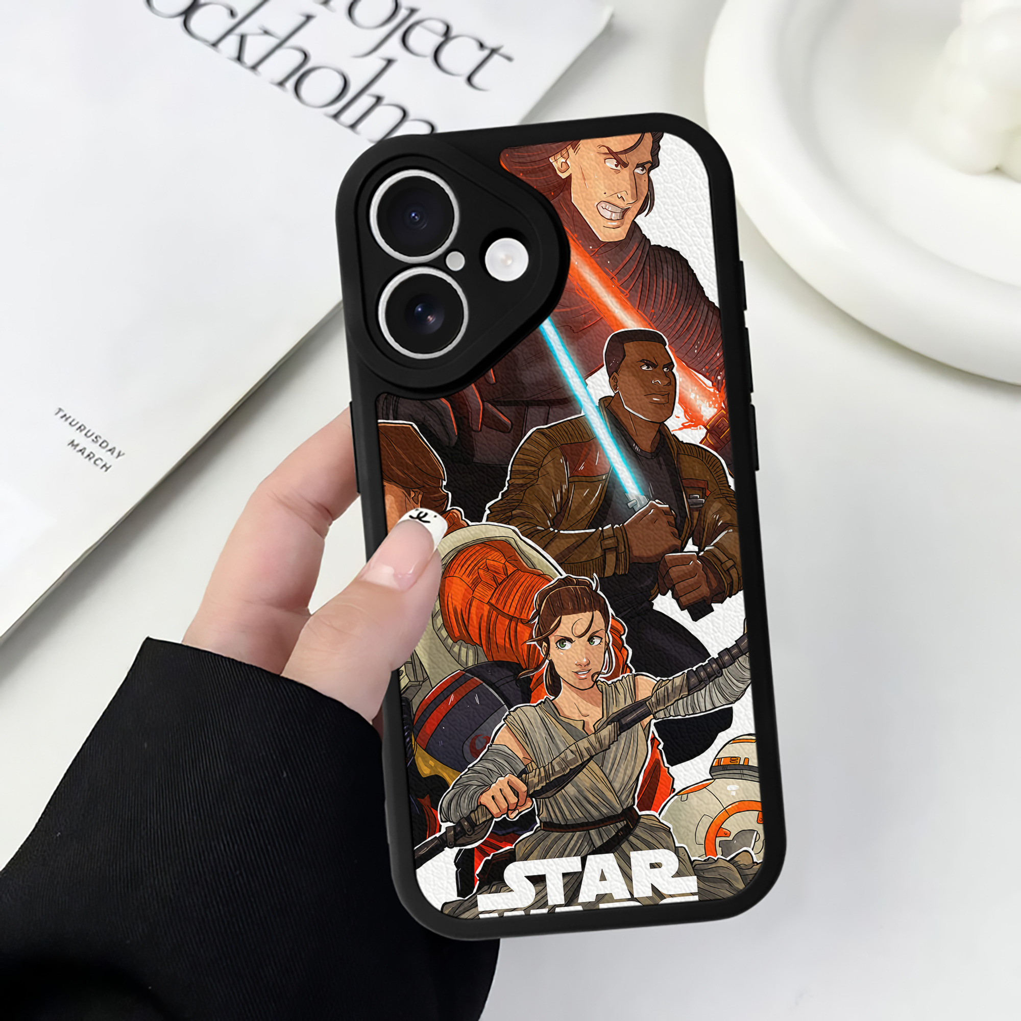 （画像用） スター・ウォーズ Star Wars 【iPhone 16シリーズ対応】シリコンスマホケース（レザー調） 材質：シリコン